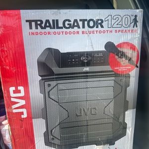 Jvc tailgater 120 portable speaker with mic
